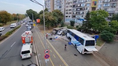 Шефът на МВР: Каналджиите обявиха война на държавата, ще им отговорим с цялата си мощ