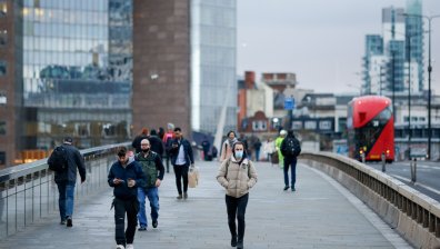 Великобритания регистрира над 100 хил. нови случая с Ковид-19 за ден&nbsp;