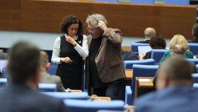 Със 164 гласа "за": Депутатите приеха на първо четене промените в Конституцията
