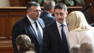Депутатите обсъждат полицейското насилие на протестите