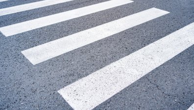 Автобус блъсна майка и детето ѝ на пешеходна пътека в Свети Влас
