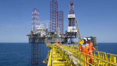Китай откри огромно нефтено находище в свои води