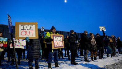 Протест в САЩ след убийството на жена в кола: "Дори името ѝ значеше добро" (СНИМКИ)