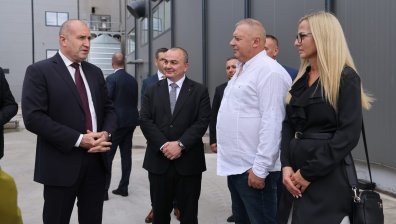 Радев: България трябва да създава и изнася повече продукция с добавена стойност