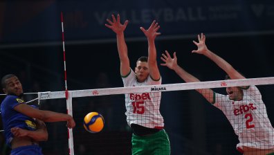 България падна от Бразилия, волейболистите ни остават 15-и в класирането