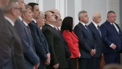 Политически престрелки в НС за това кой владее служебното правителство