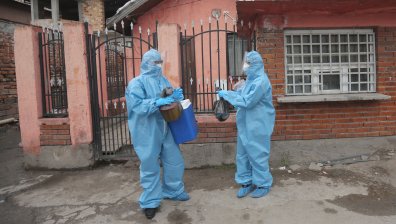 Учен от БАН: В пика на заразата сме, не знаем за имунитет срещу вируса