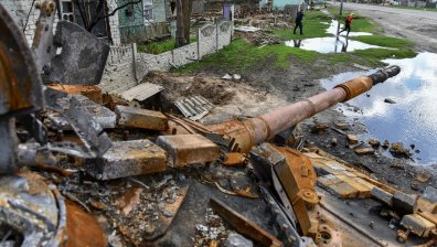 Руските сили са обкръжили изцяло Северодонецк, атакуват града от няколко посоки