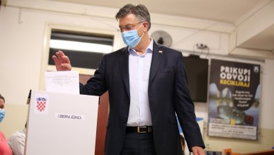Управляващата консервативна партия печели парламентарните избори в Хърватия