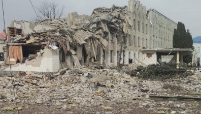 Бомба изравни със земята училище в Житомир (+ВИДЕО)