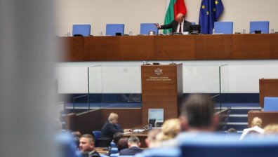 Депутатите решиха: Пращаме още ракети и боеприпаси на Украйна