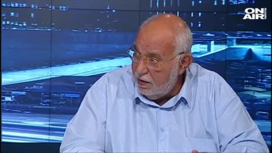 Слави Трифонов е комедиант и провокатор, смята журналистът Юлий Москов