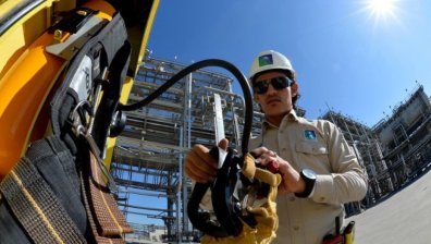 Делът на Shell в петролната рафинерия отива при Saudi Aramco