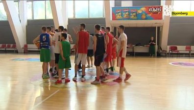 Баскетболните младежи с три контроли в Сърбия