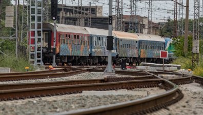 Експерт: Всички ние издържаме неефективното БДЖ