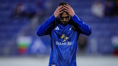 "Левски" натиска, но не пречупи "Заглебие"