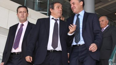 Боби Михайлов се дистанцира от треньора по горещата тема