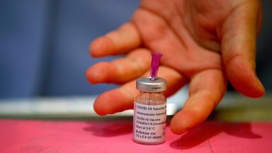 Словакия и Хърватия проверяват смъртни случаи след ваксинация с AstraZeneca
