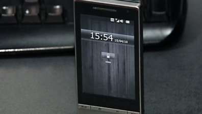 Apple с ново обвинение срещу HTC