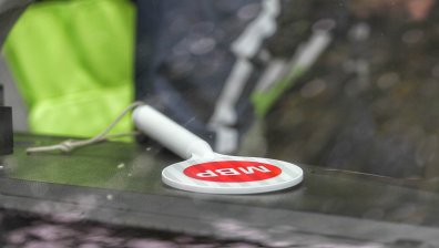 Бивш полицай вади оръжие срещу баща на малко дете до занималня