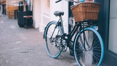 Франция насърчава ходенето на работа с велосипеда, дава по 50 евро