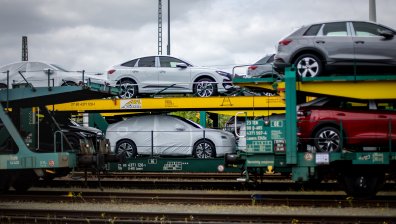 Пазарът на коли в Европа остава със слаб растеж