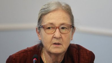 Проф. Кожухарова: Изискване за сертификат по желание е равно на неприлагане