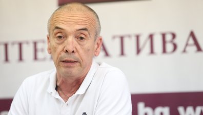 Доц. Мангъров: Само преболедувалите Ковид-19 са защитени от всички мутации