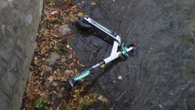 6-годишно дете пострада при падане от електрическа тротинетка