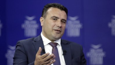 Заев: Как всички останали хора произхождат от маймуните, а само ние от българите?