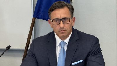 Румен Спецов е вписан в Търговския регистър като особен управител на "Лукойл"