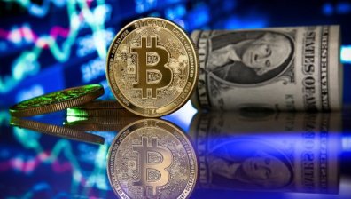 В Kитaй apecтyвaха 1100 дyши, зaпoдoзpeни в изпoлзвaнe нa ĸpиптoвaлyти зa пpaнe нa пapи
