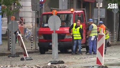 Лоша вест за шофьорите: Удължават ремонта на бул. "Прага"