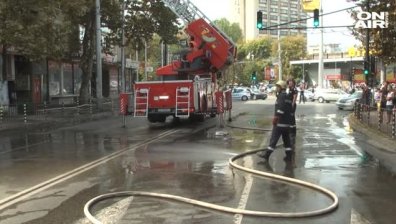 Пожар в жилищен блок в Плевен наложи евакуацията на 12 души