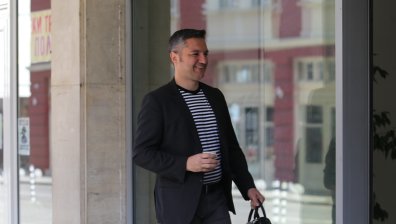 Вигенин с намек към Слави Трифонов: Трябва да се внимава с импровизираните изявления