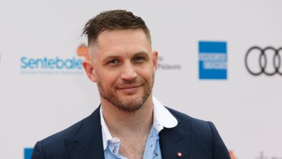 Кои са знаменитостите, превърнали се в герои и извън екрана?