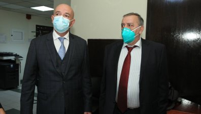 Мутафчийски: Маските са шансът да изчакаме ваксина, без да се разболеем