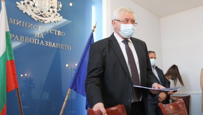 Ананиев към Нинова: Не съм забранявал събора на БСП на Бузлуджа