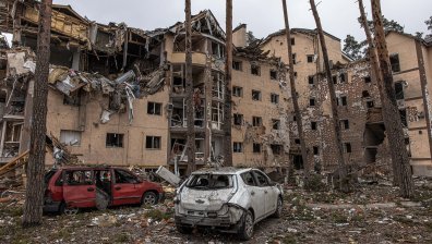 Ужасът на войната: Руски самолети нанасят още удари по жилищни райони, умират цивилни