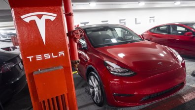 Завод на Tesla в Китай спира работа заради огромно огнище на Ковид-19