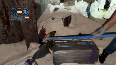 Испанската полиция залови 10 тона кокаин в открито море