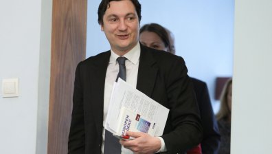 БСП остава извън парламента въпреки призива на Радев