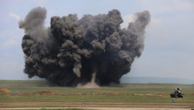 Ранени хора при сериозна експлозия на военен полигон в Чехия