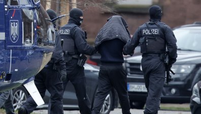 Германия задържа трима за шпионаж в полза на Китай