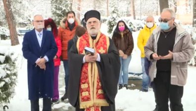 Молебен в подкрепа на боледуващите от Ковид-19 и за медиците