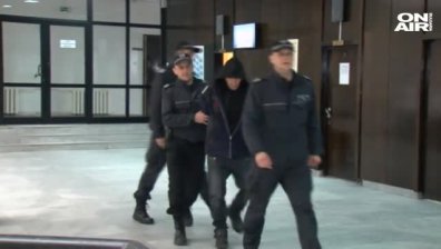 Изнасилвачът на ученичка от Благоевград остава в ареста