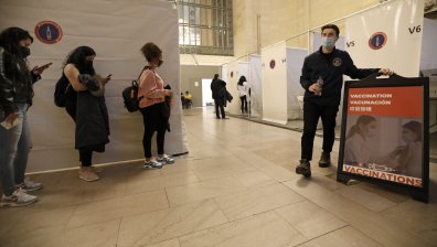 В САЩ: 17 милиона младежи ще бъдат ваксинирани
