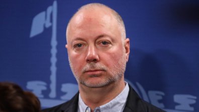 Депутатите отстраниха Росен Желязков от председателското място в НС