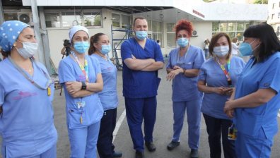 Недоволни от заплатите медици излизат на протест пред МЗ