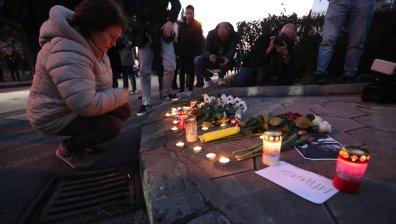 Бдението в памет на Навални: "Убиха го, за да покажат, че който се опълчи - това е неговата участ"